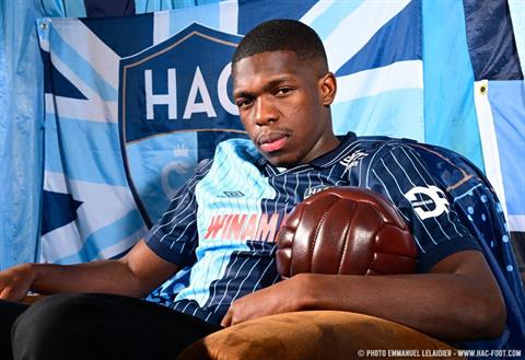 Tiểu sử cầu thủ Lucas Gourna-Douath 